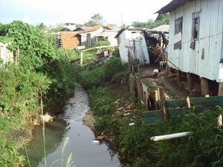 Desigualdades econômicas e vulnerabilidade socioambiental na metrópole