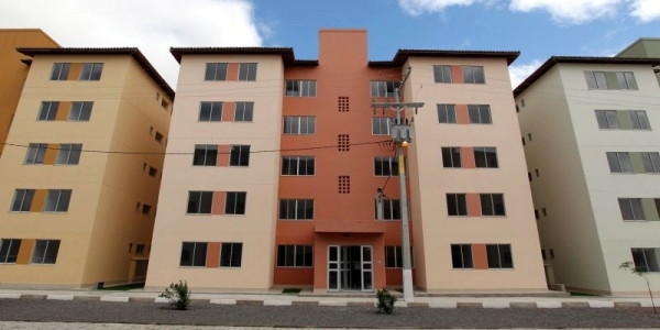 Dossiê Políticas Públicas e Formas de Provisão de Moradia