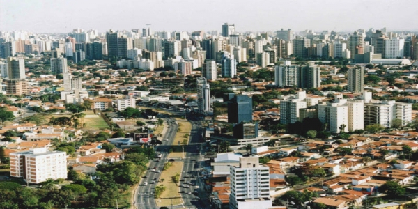 Regulação às avessas? Análise sobre a legislação urbanística da RM de Campinas