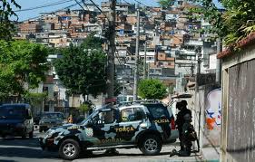 Entre a guerra e a pacificação: Paradoxos da administração institucional de conflitos no Rio de Janeiro
