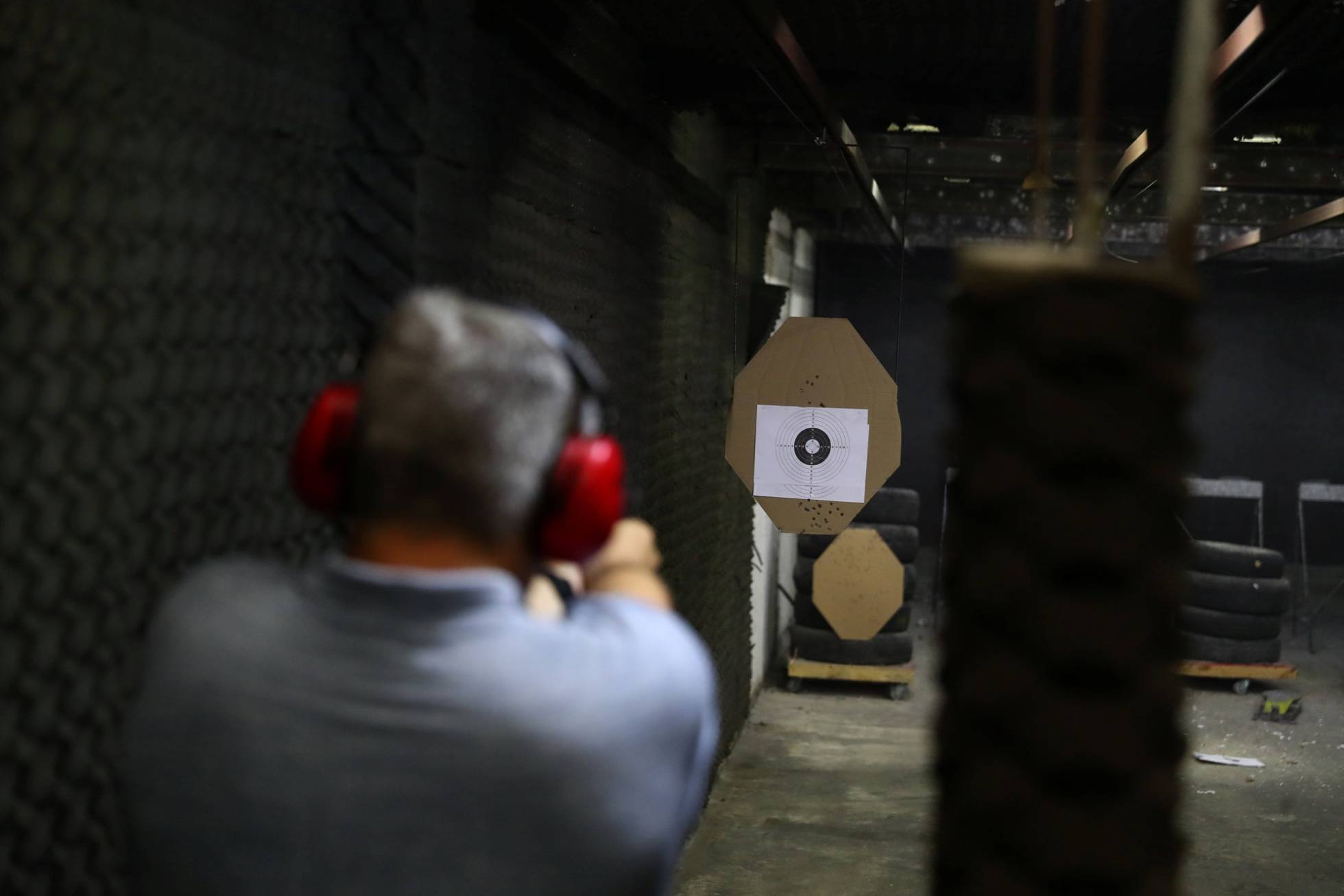 Quanto custa ter uma arma no país